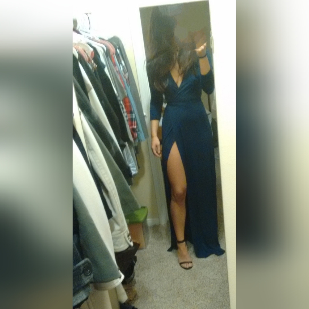 Lulu's plunge dress navy blue